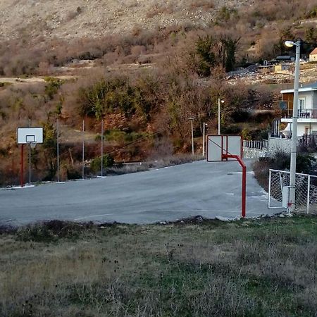 Vujas Village Pleasure Κότορ Εξωτερικό φωτογραφία