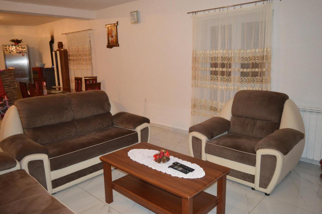 Vujas Village Pleasure Κότορ Εξωτερικό φωτογραφία